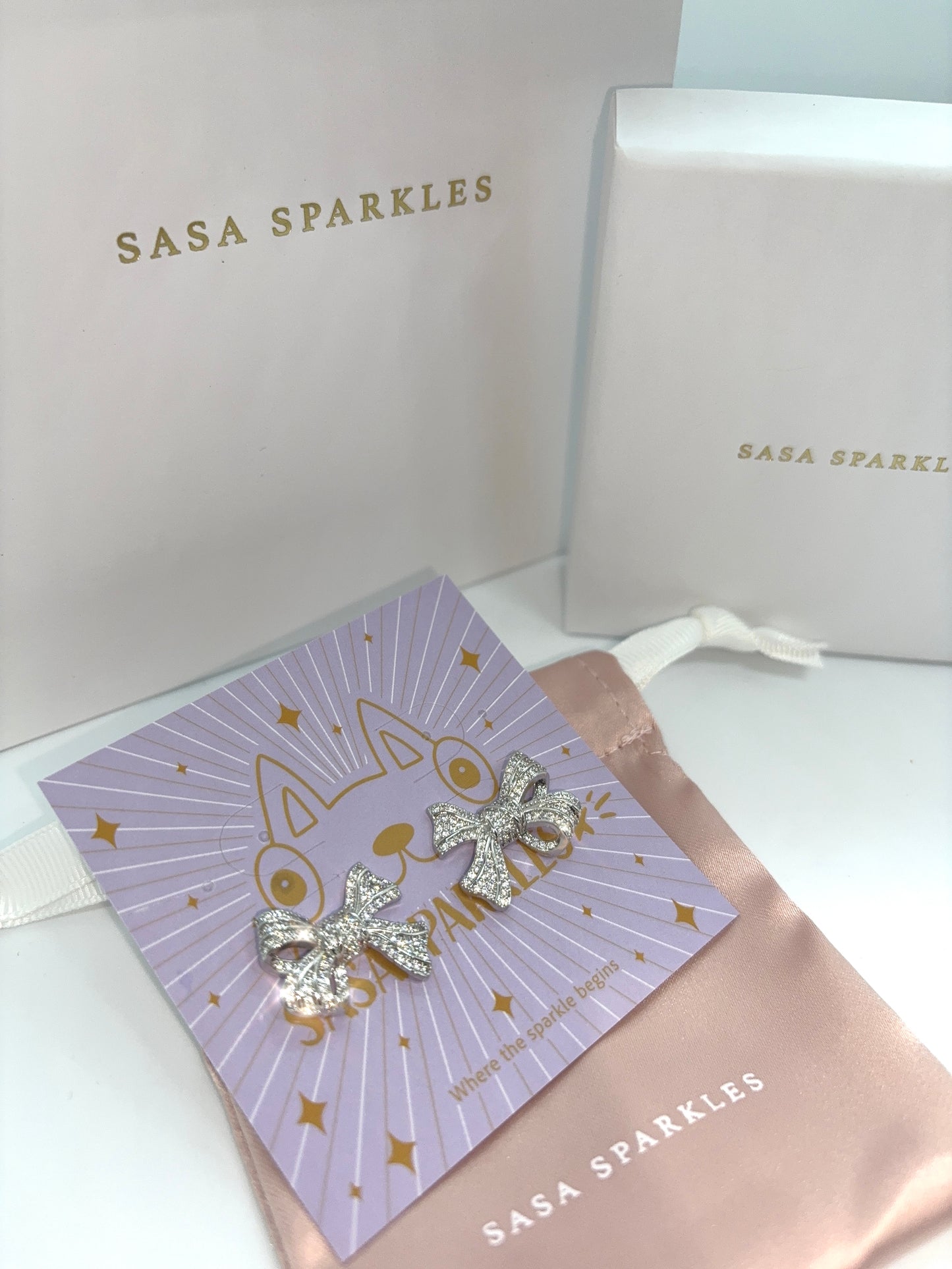 Lady Bow Earrings 蝴蝶結淑女耳環